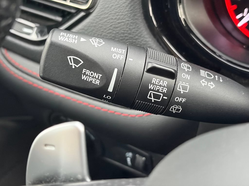 Used 2025 Dodge Durango GT AWD/4WD image 27