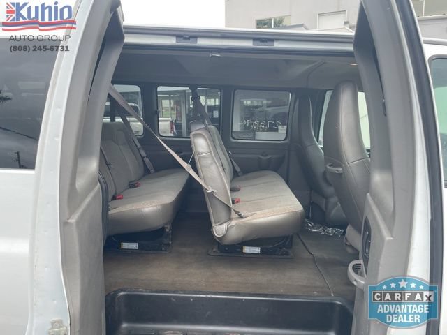 Used 2017 Chevrolet Express 3500 LT w/ LT Preferred Equipment Group RWD image 13