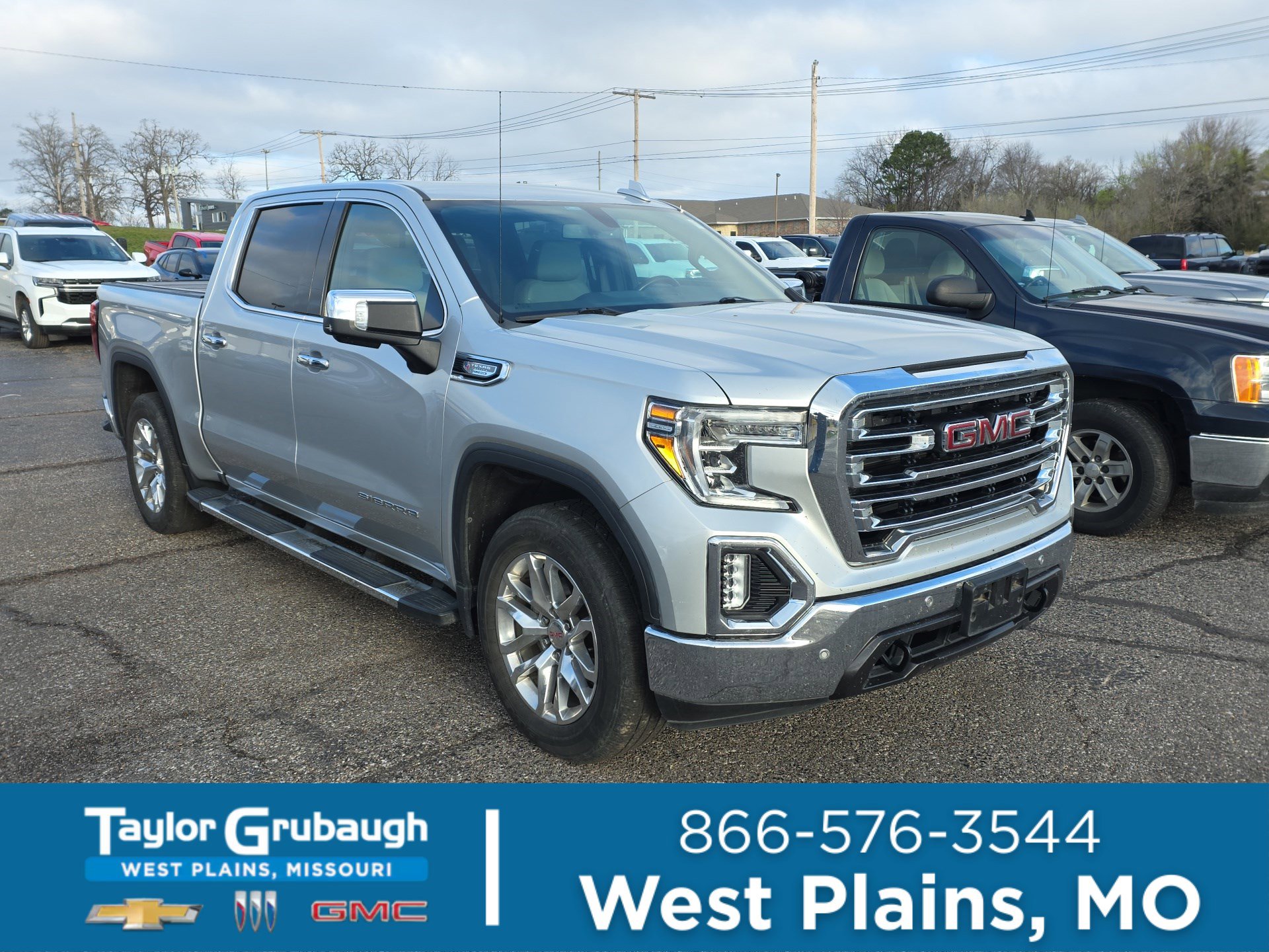 Used 2020 GMC Sierra 1500 SLT image 1