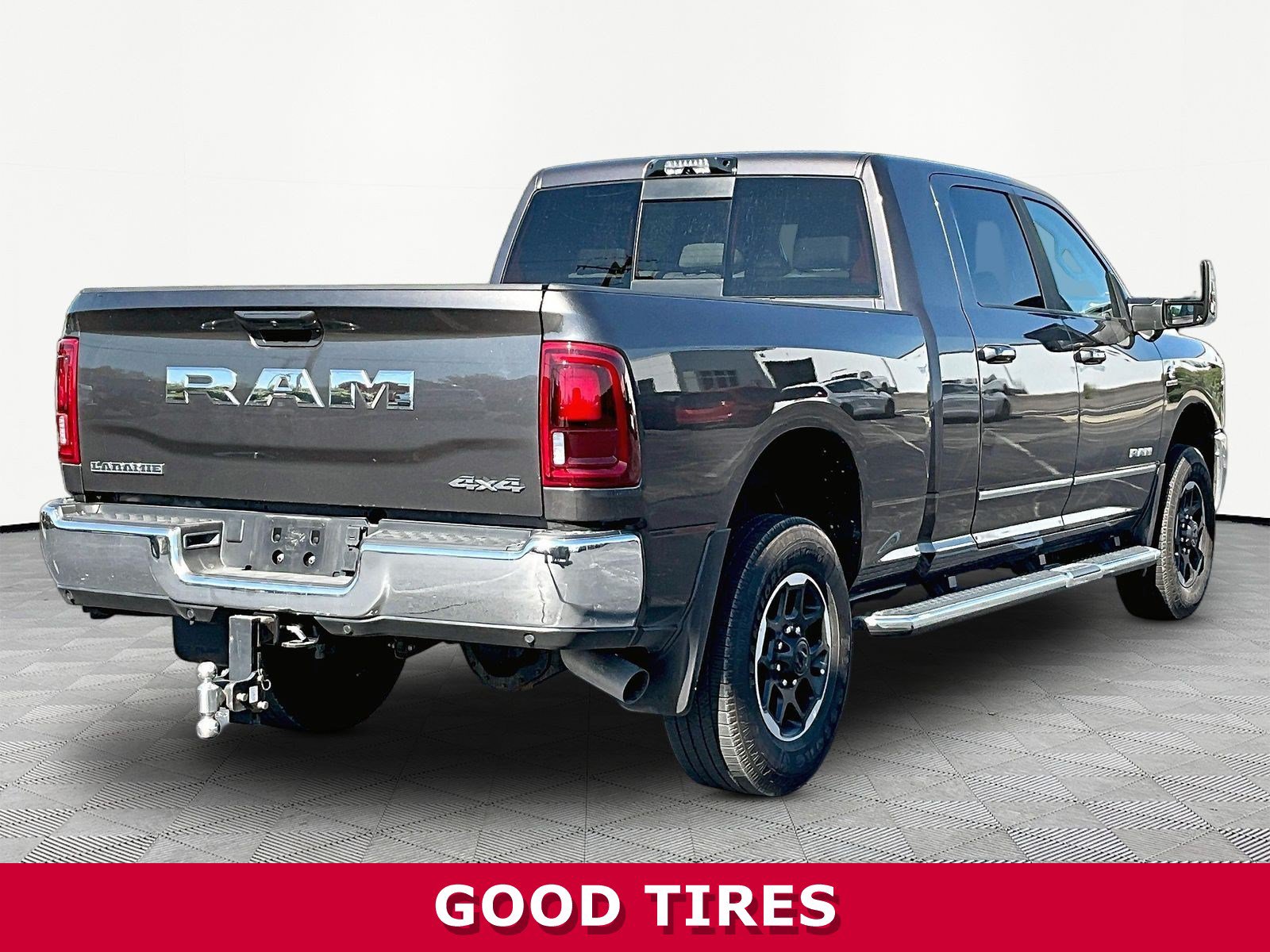 Used 2025 RAM 3500 Laramie w/ Towing Technology Group AWD/4WD image 6