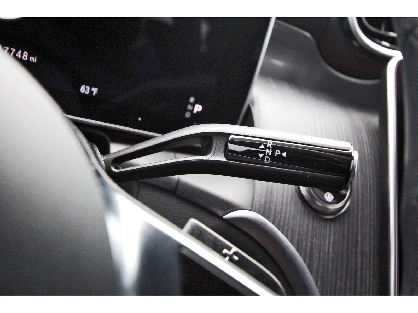 Used 2025 Mercedes-Benz GLC 300 image 21