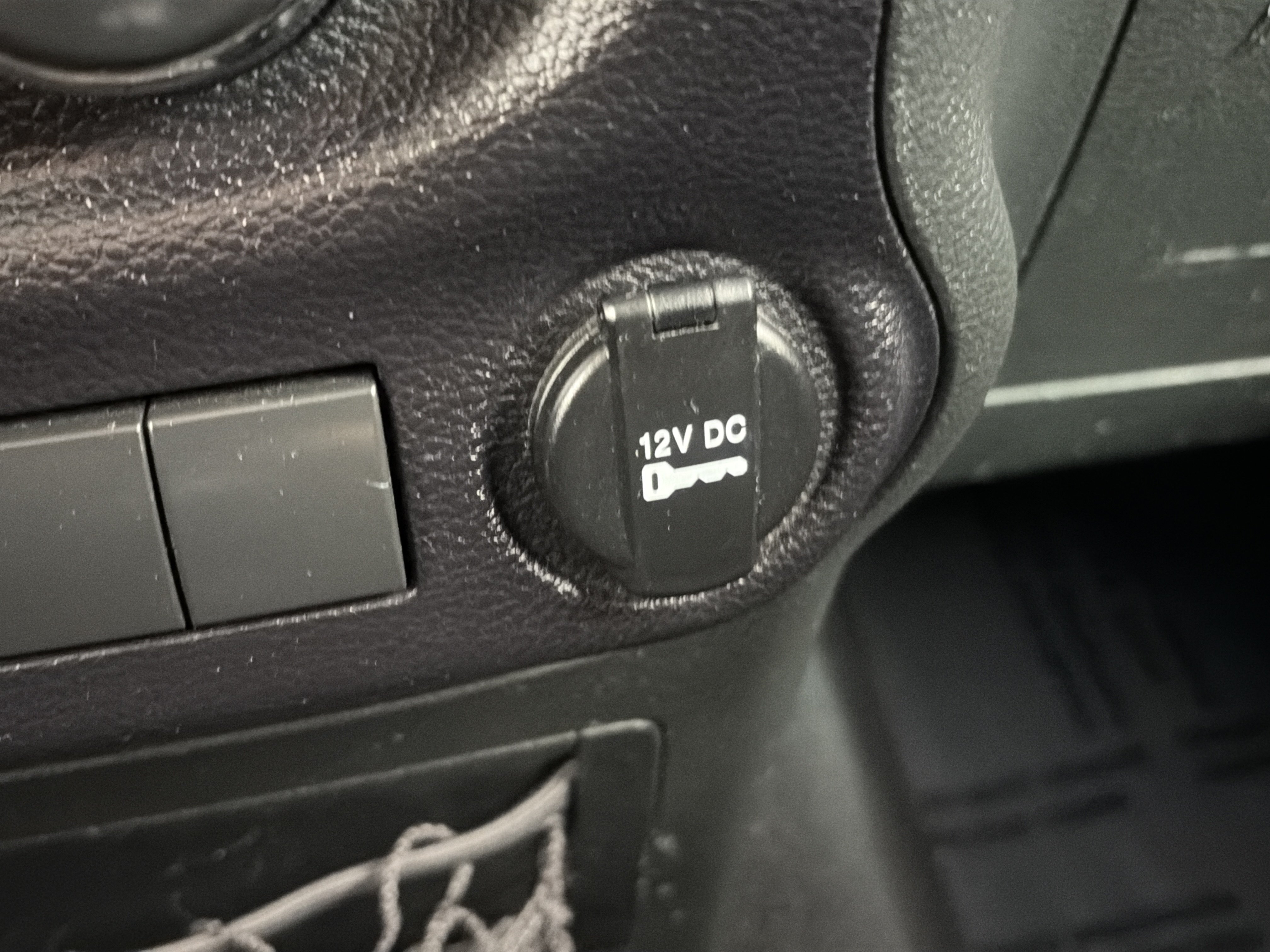 Used 2015 Jeep Wrangler Sport w/ Quick Order Package 24S AWD/4WD image 22