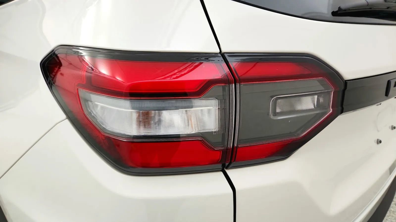 Used 2025 Honda Pilot Black Edition image 15