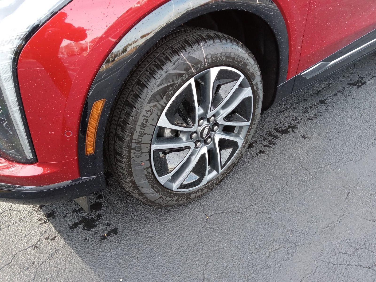 New 2026 Cadillac Optiq Sport 1 RWD image 8