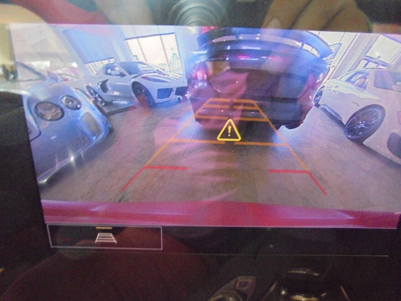 Used 2021 Chevrolet Corvette Stingray Coupe w/ 1LT image 13