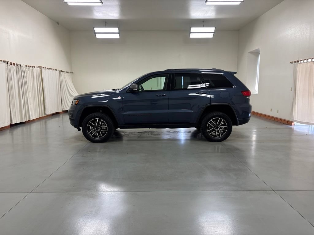 Used 2021 Jeep Grand Cherokee Trailhawk w/ Trailhawk Luxury Group AWD/4WD image 5