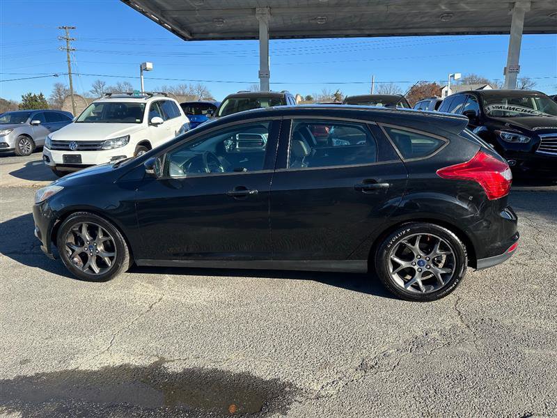 Used 2014 Ford Focus SE w/ Equipment Group 201A image 9