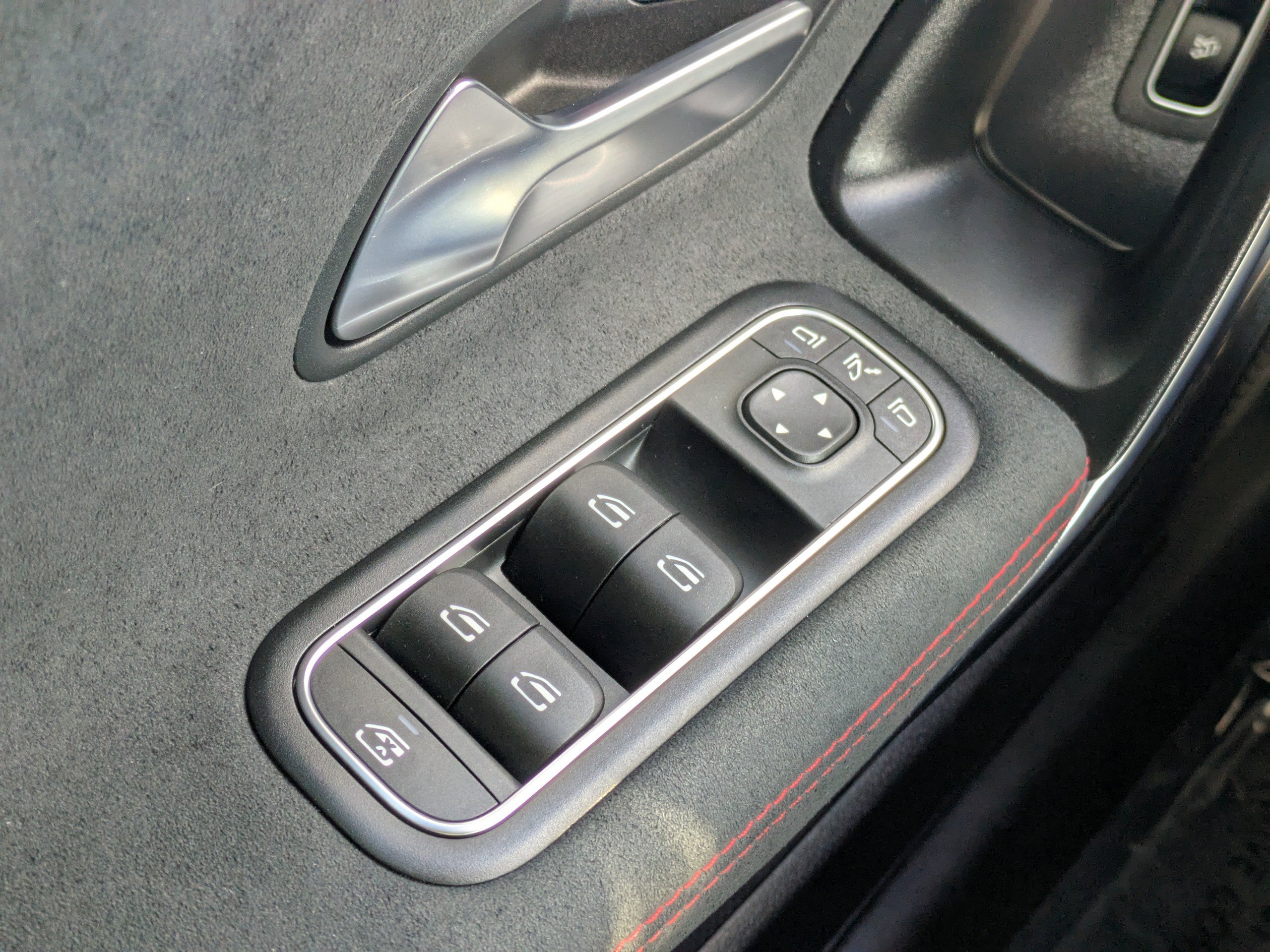 Certified 2025 Mercedes-Benz CLA 250 image 28