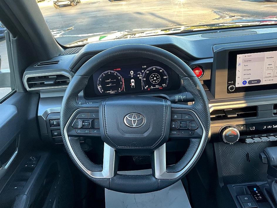 Used 2024 Toyota Tacoma TRD Off-Road image 31