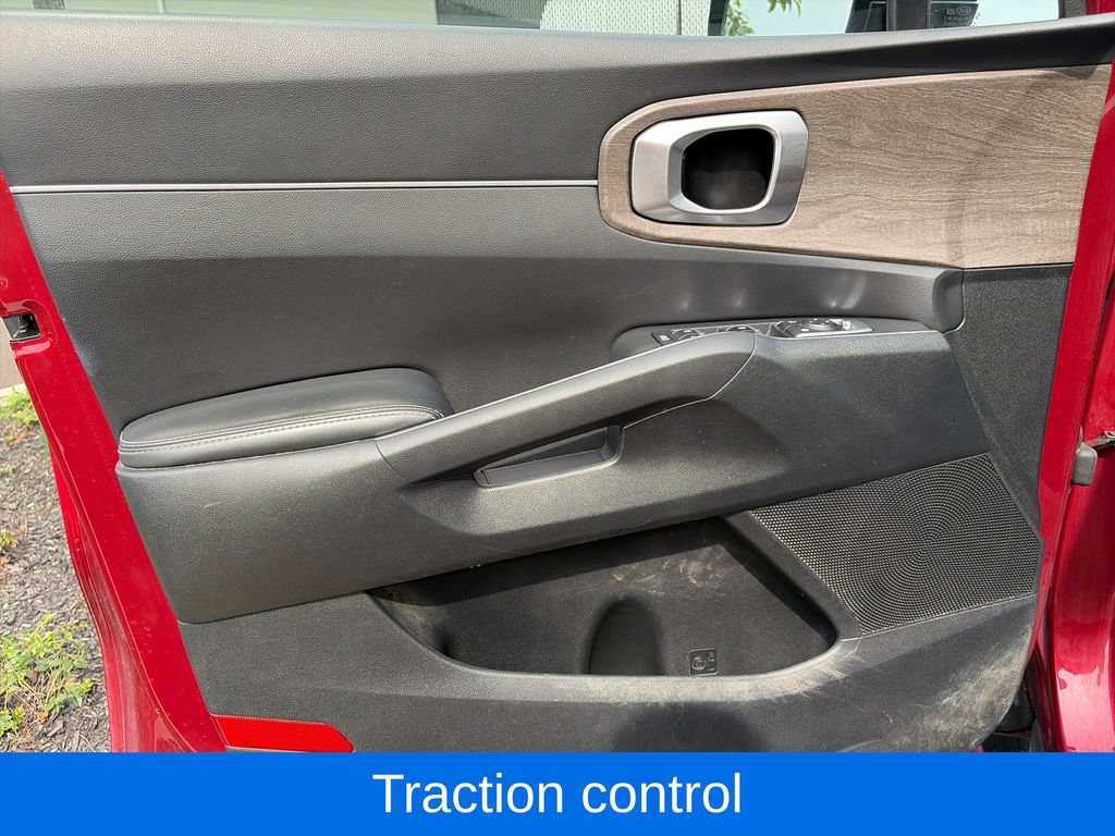 Used 2021 Kia Sorento EX w/ Panoramic Sunroof Package AWD/4WD image 18