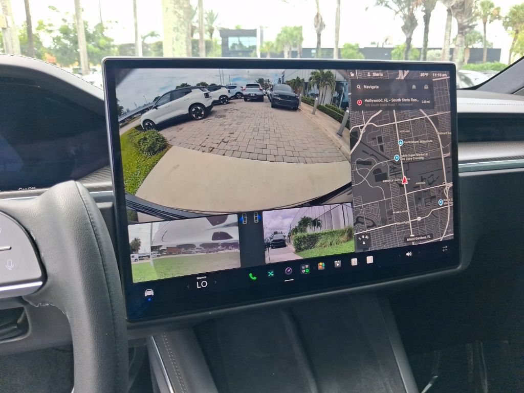Used 2022 Tesla Model X Plaid AWD/4WD image 20