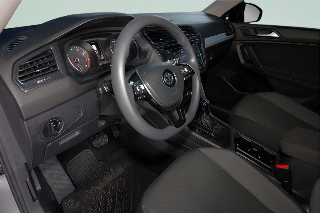Used 2020 Volkswagen Tiguan S FWD image 22