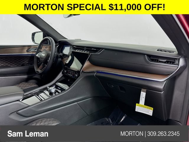 New 2025 Jeep Grand Cherokee L Summit w/ Obsidian Package image 31