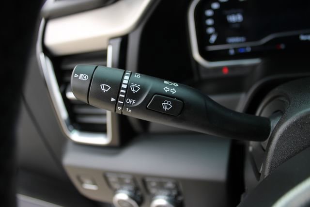 Used 2022 GMC Sierra 1500 Denali image 9