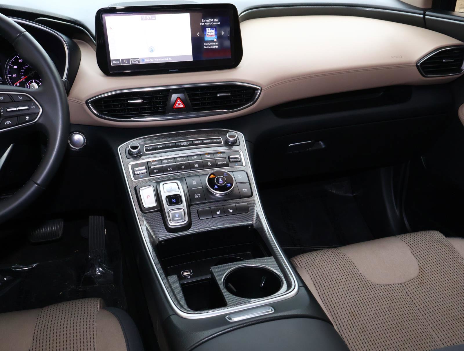 Used 2023 Hyundai Santa Fe SEL w/ Cargo Package image 10