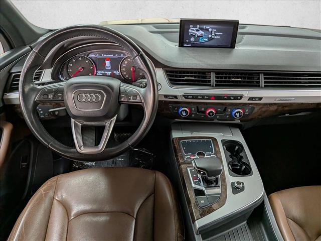 Used 2017 Audi Q7 2.0T Premium Plus w/ Premium Plus Package AWD/4WD image 24