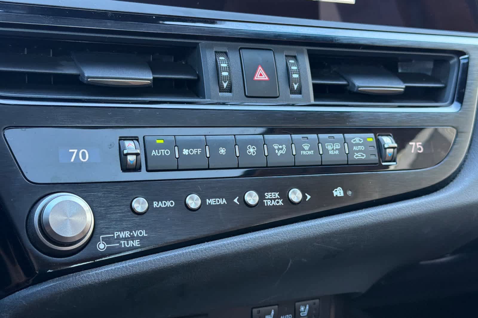 Certified 2025 Lexus ES 300h w/ Premium Package FWD image 21
