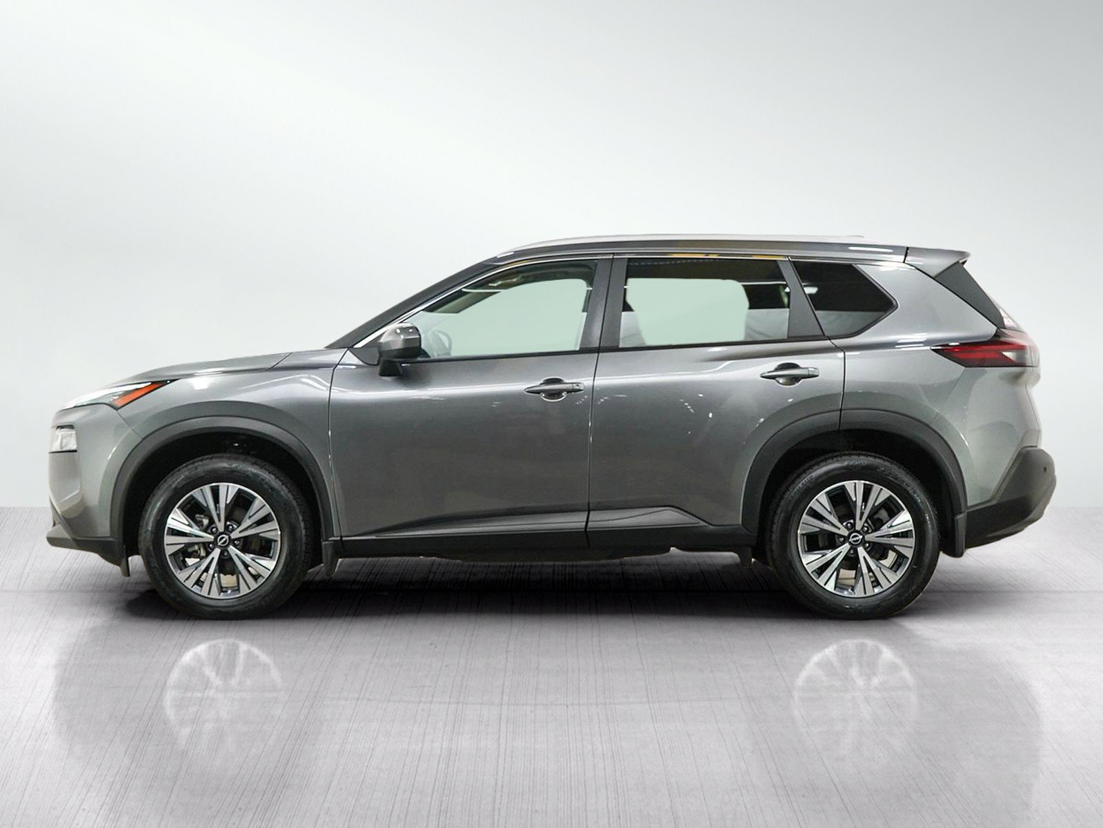 Used 2023 Nissan Rogue SV w/ SV Premium B Package AWD/4WD image 2