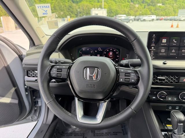Certified 2023 Honda Accord Touring image 18