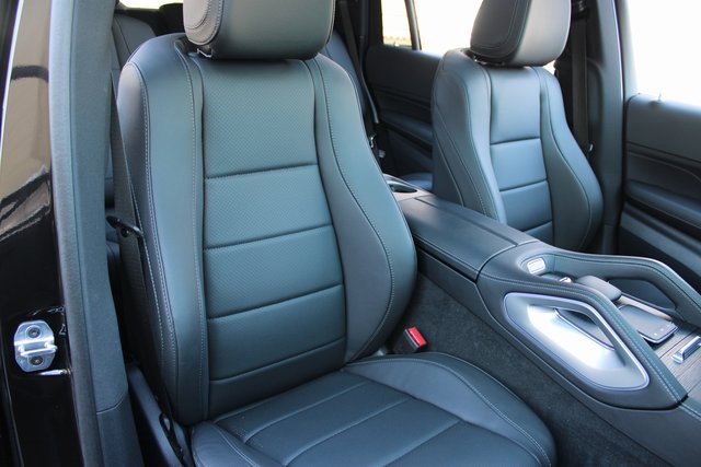Used 2025 Mercedes-Benz GLS 450 4MATIC image 15