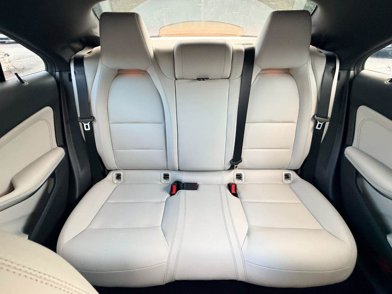 Used 2014 Mercedes-Benz CLA 250 image 18