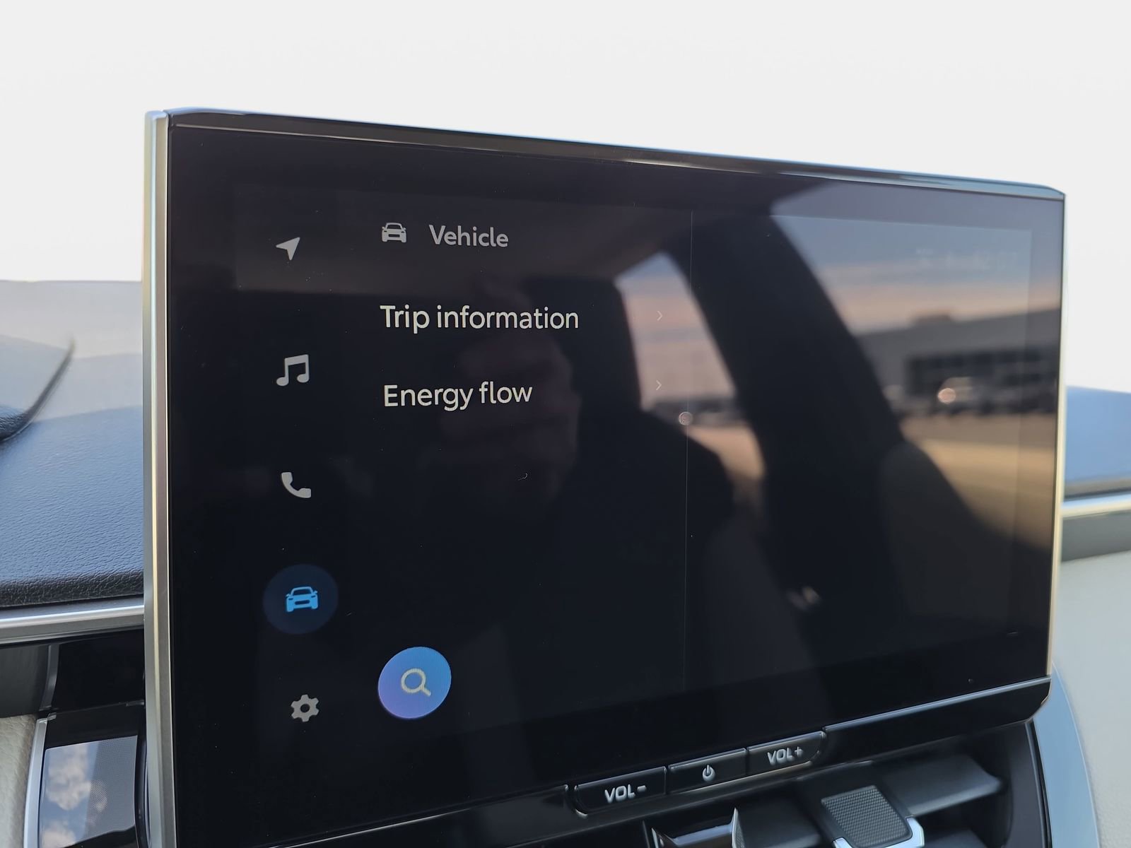 Used 2025 Toyota Corolla XLE image 18