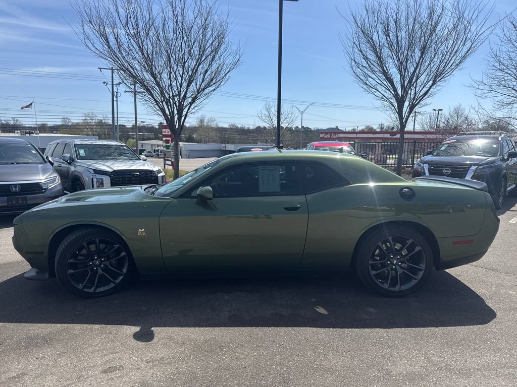 Used 2022 Dodge Challenger R/T Scat Pack RWD image 4