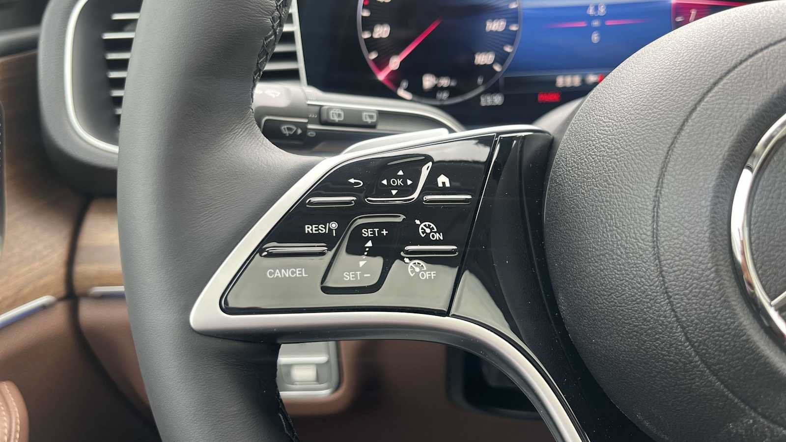 New 2026 Mercedes-Benz GLE 350 4MATIC image 41