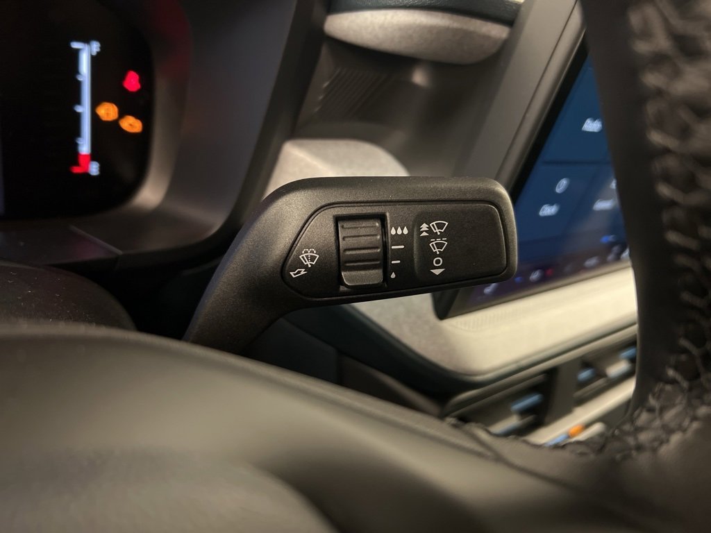 New 2025 Ford Maverick XLT w/ XLT Luxury Package image 21