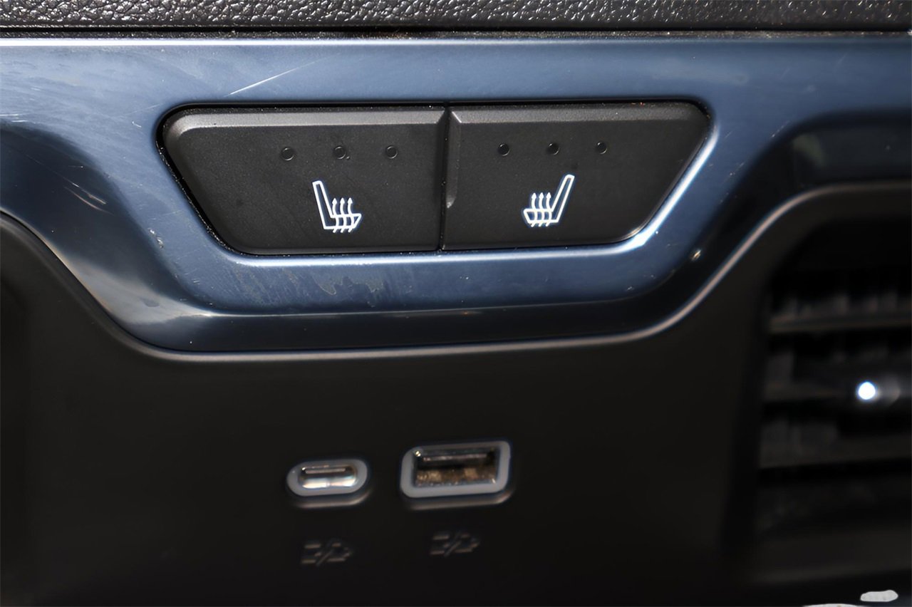 Used 2022 GMC Sierra 1500 SLT w/ SLT Premium Plus Package image 14