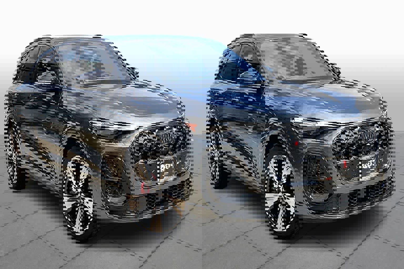 New 2025 Audi SQ5 Premium Plus image 2