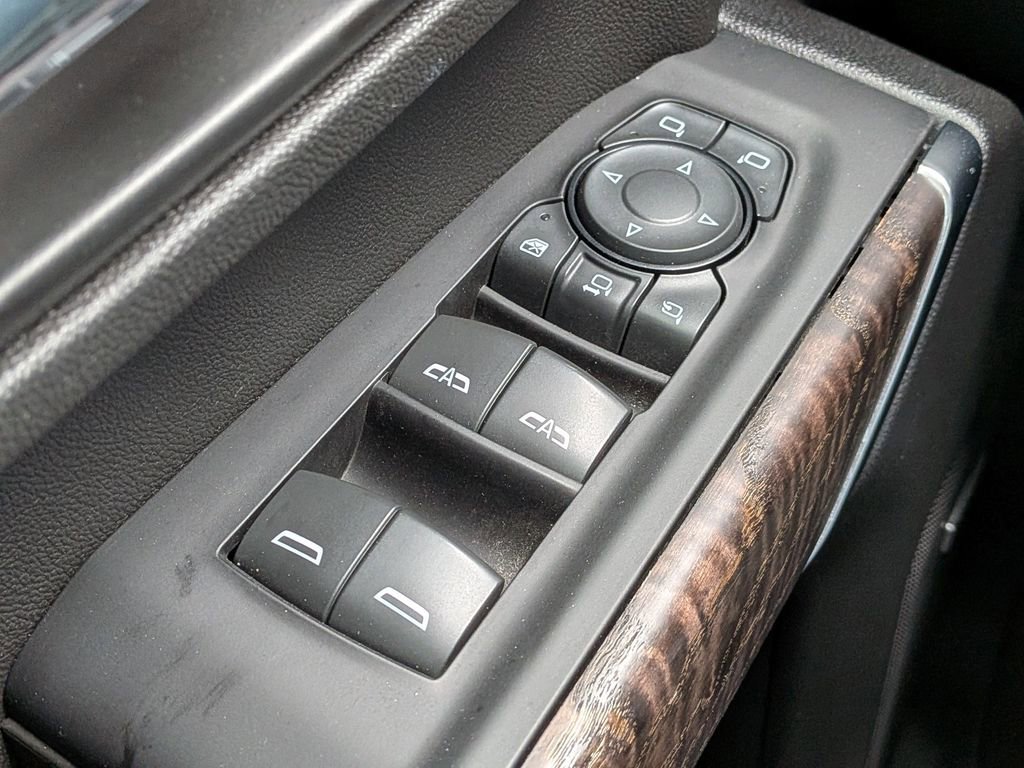 Used 2023 GMC Sierra 3500 Denali w/ Denali Ultimate Package image 25