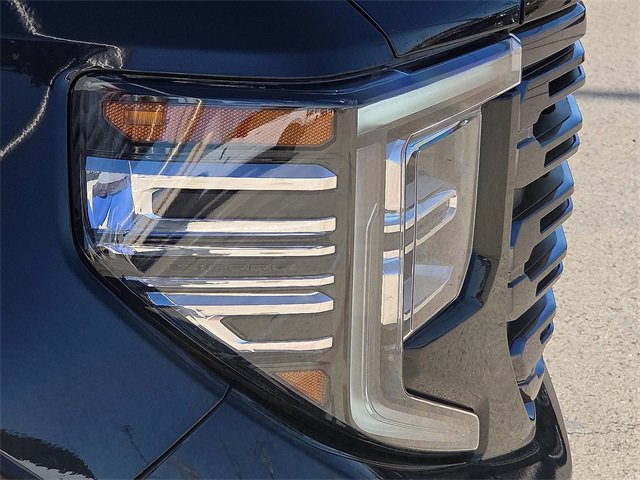 Used 2025 GMC Sierra 1500 Denali Ultimate image 8