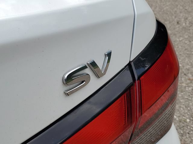 Used 2023 Nissan Versa SV FWD image 28