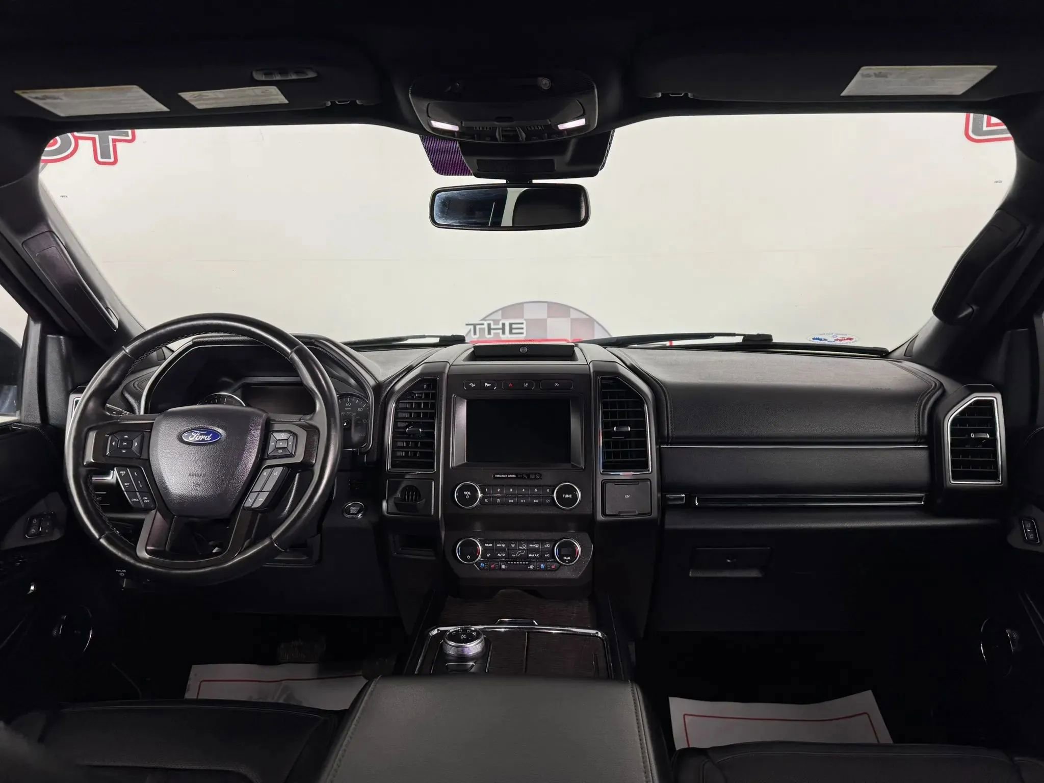 Used 2020 Ford Expedition Limited w/ Equipment Group 301A image 11