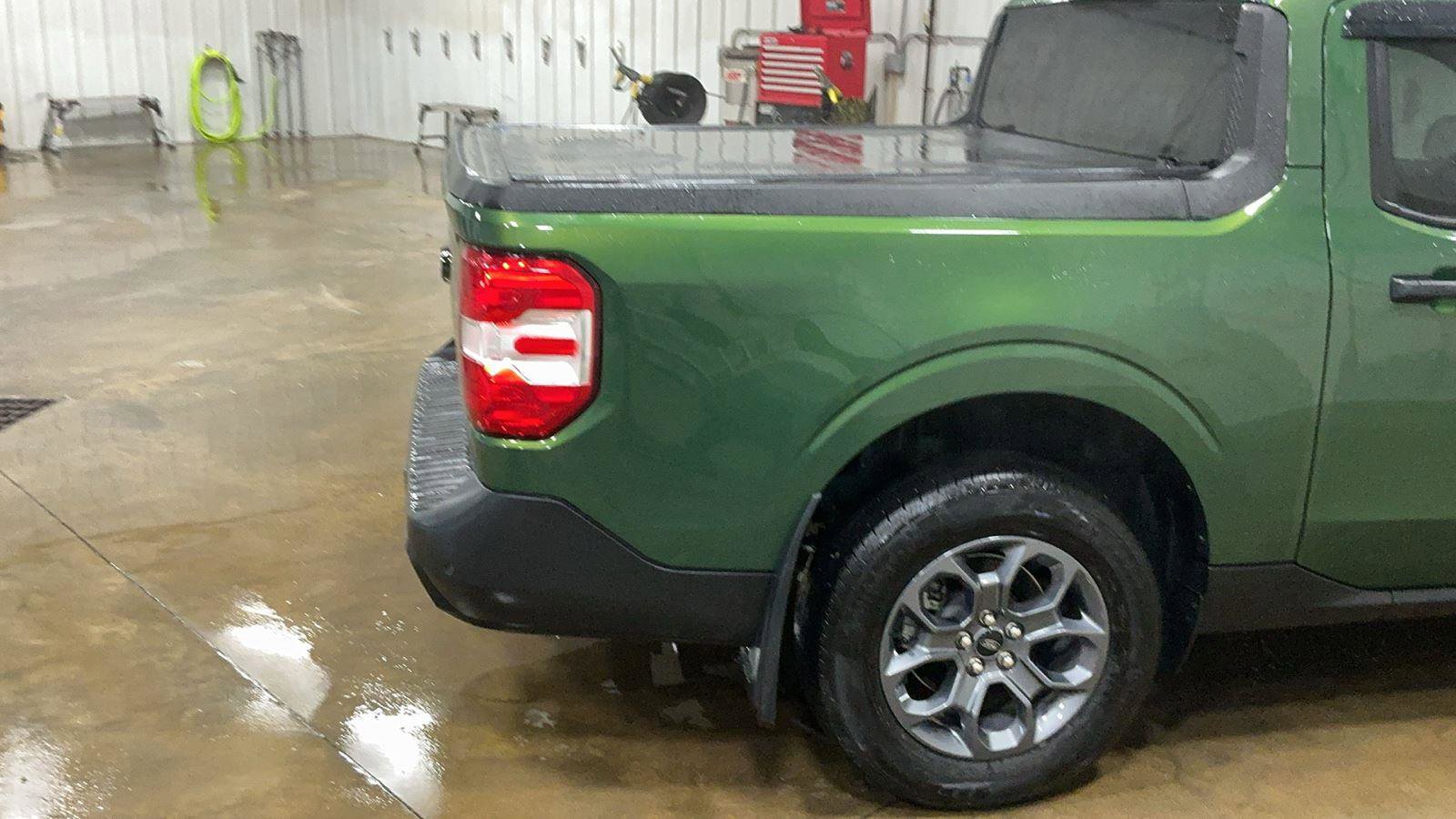 Certified 2025 Ford Maverick XLT w/ XLT Luxury Package image 5