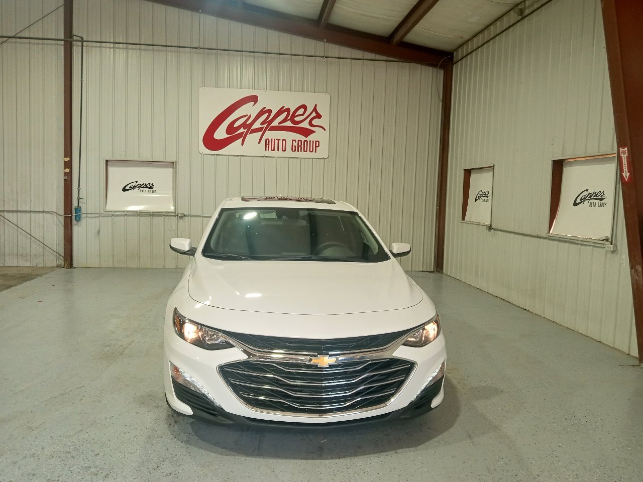 Used 2024 Chevrolet Malibu LT image 2
