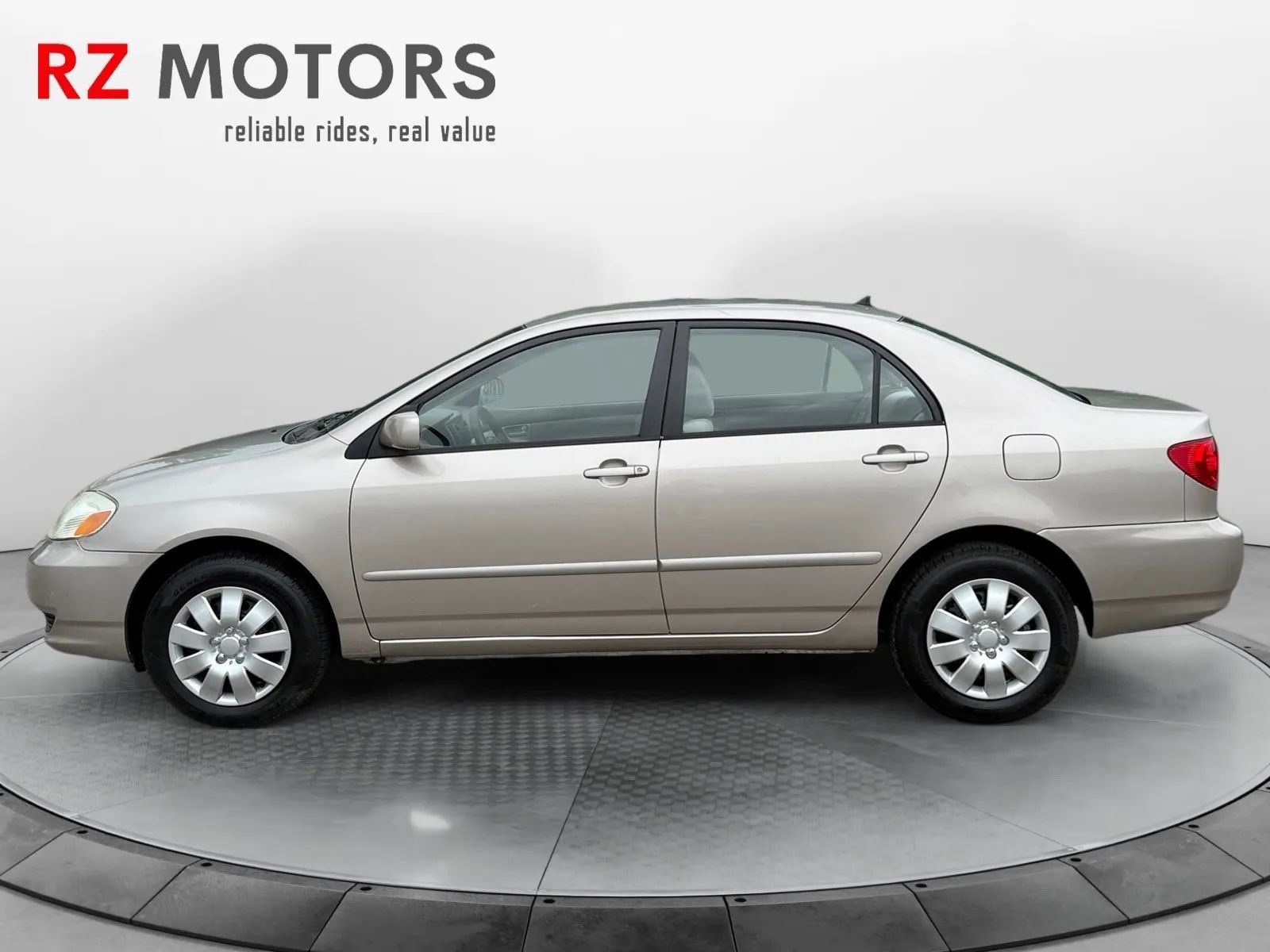 Used 2003 Toyota Corolla CE FWD image 2