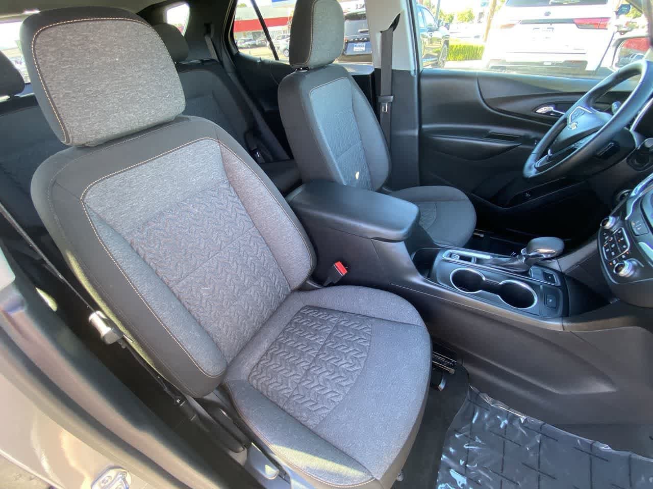 Used 2024 Chevrolet Equinox LT AWD/4WD image 23