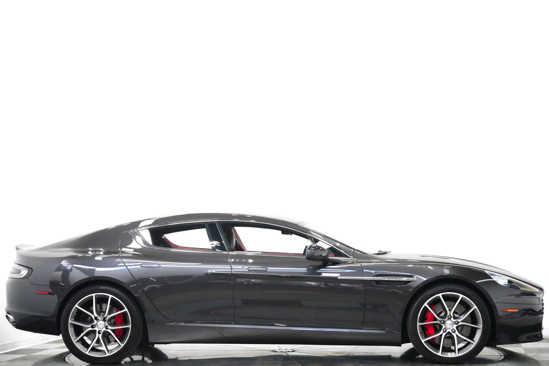 Used 2014 Aston Martin Rapide S image 2