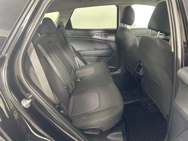 Used 2024 Kia Sportage LX image 16