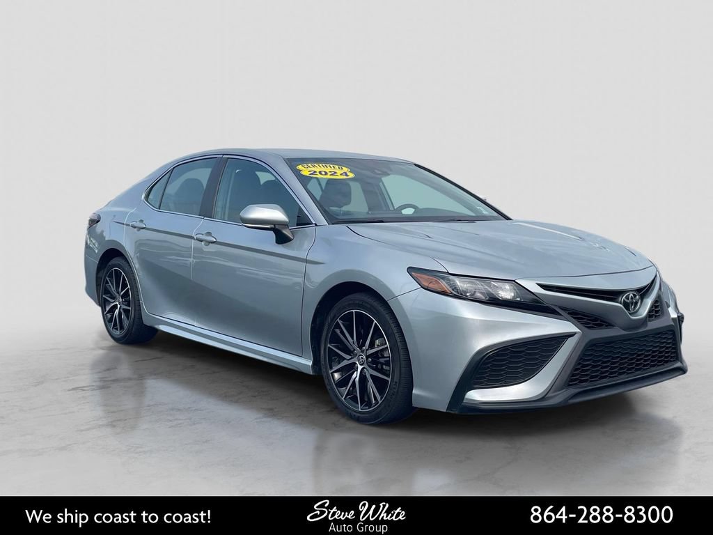 Used 2024 Toyota Camry SE