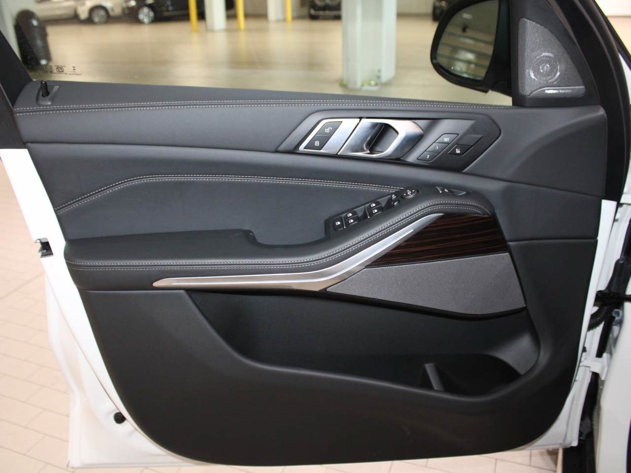 Certified 2026 BMW X5 sDrive40i RWD image 10