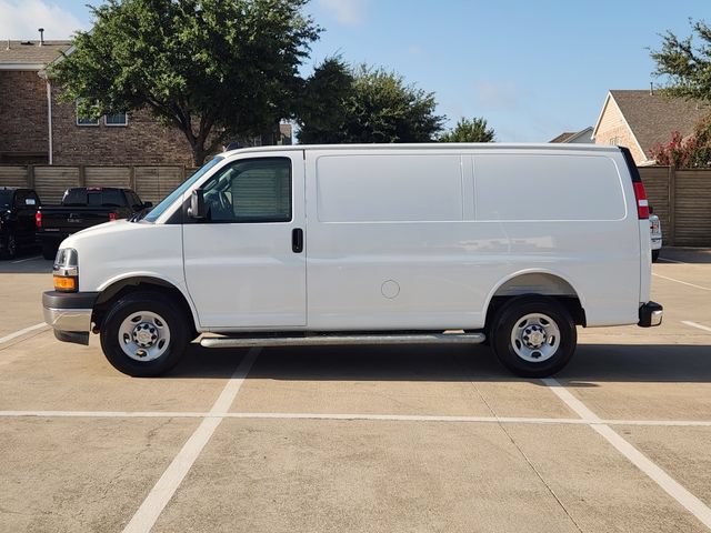 Used 2025 Chevrolet Express 2500 w/ Driver Convenience Package RWD image 12