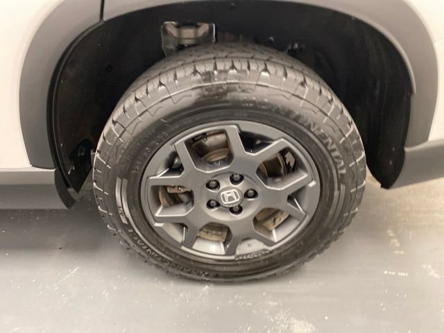 Used 2025 Honda Pilot TrailSport image 32