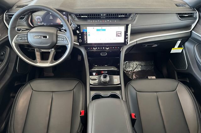 New 2026 Jeep Grand Cherokee L Limited AWD/4WD image 10