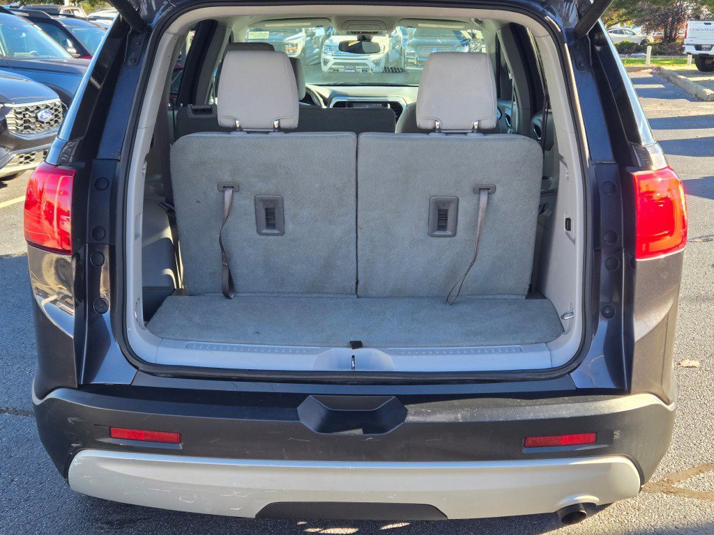 Used 2017 GMC Acadia SLE image 13