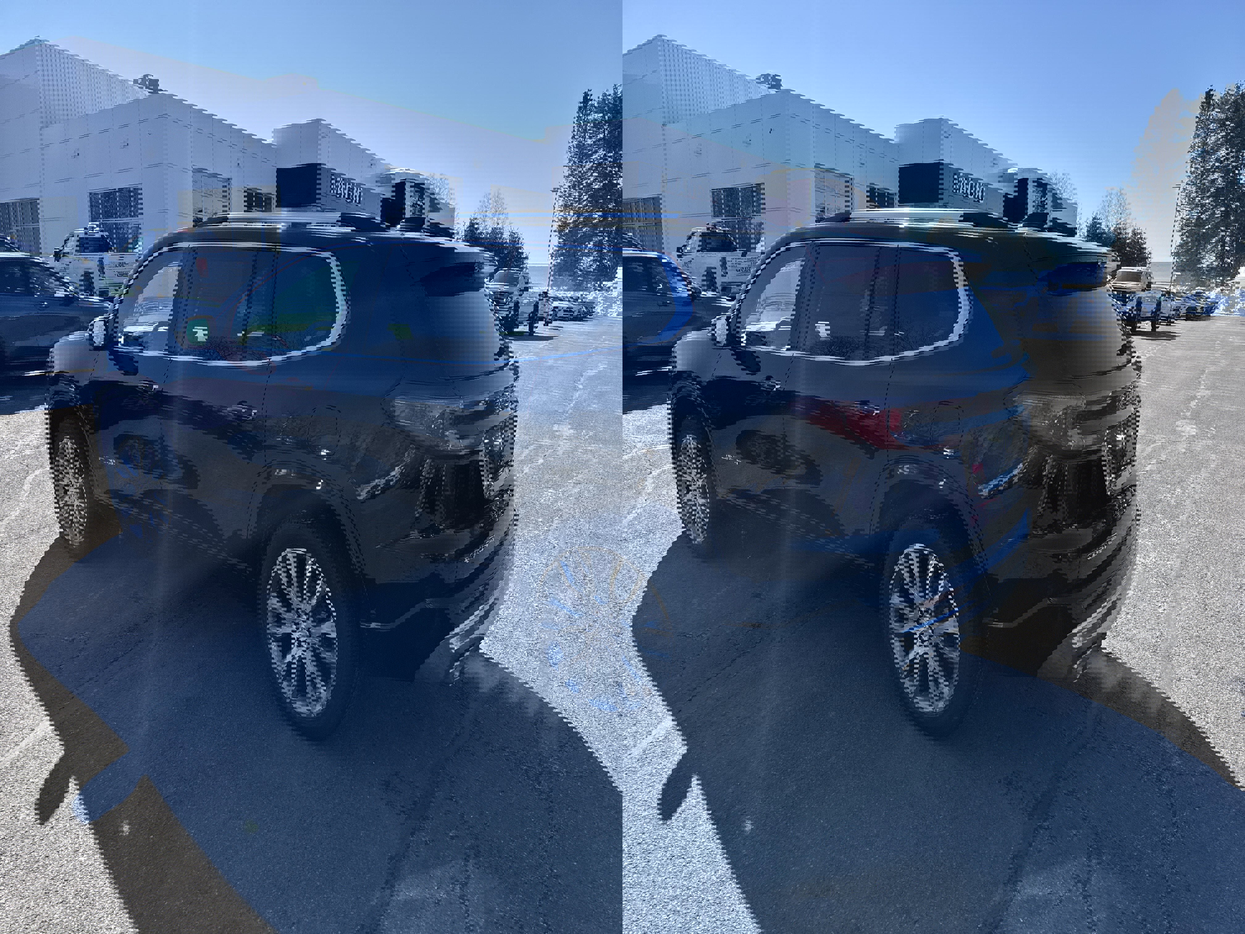 New 2026 GMC Acadia Denali w/ Super Cruise Package image 3