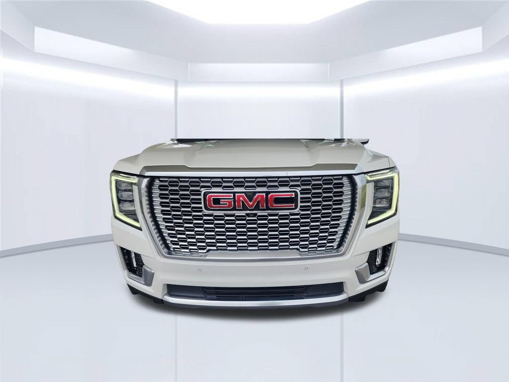 Used 2024 GMC Yukon Denali AWD/4WD image 4