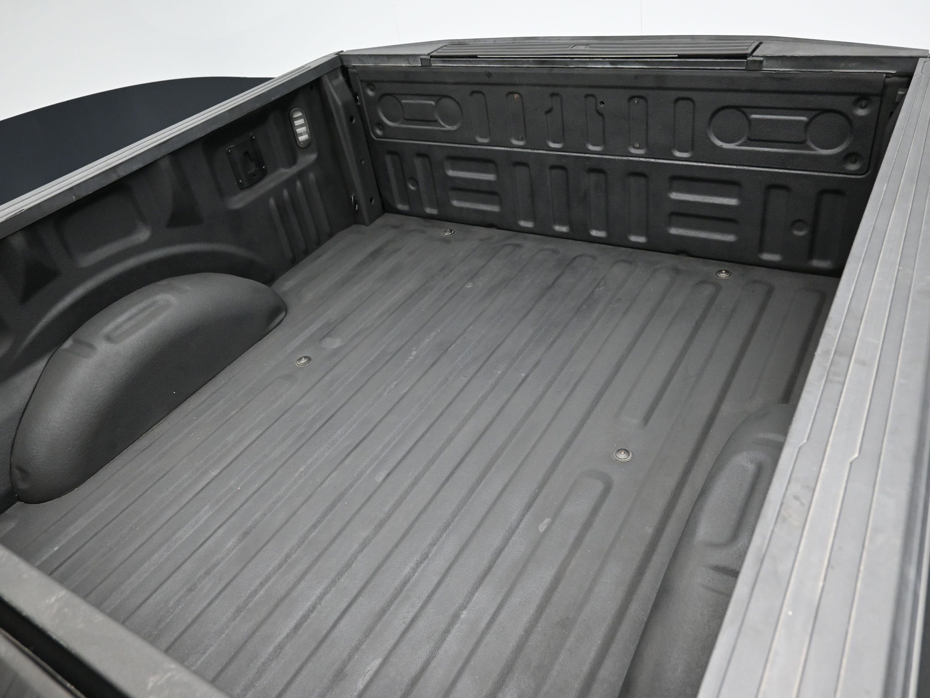 Used 2016 Ford F150 Lariat w/ Equipment Group 502A Luxury image 25